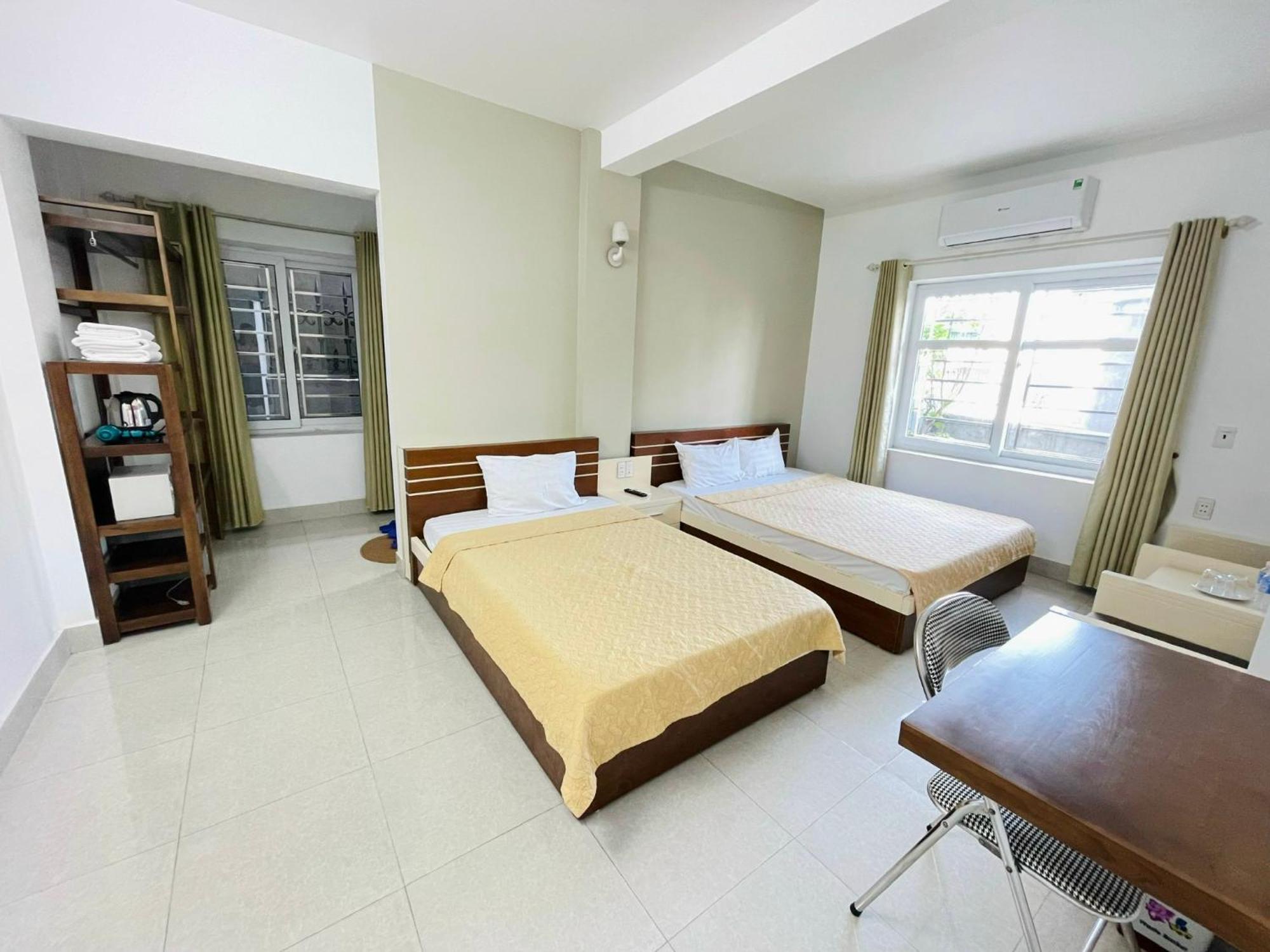 The Light Hotel Ha Long Exterior photo